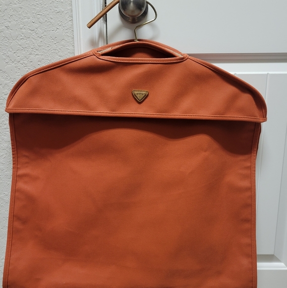 Boyt | Bags | Rare Boyt Jump Garmet Bag 